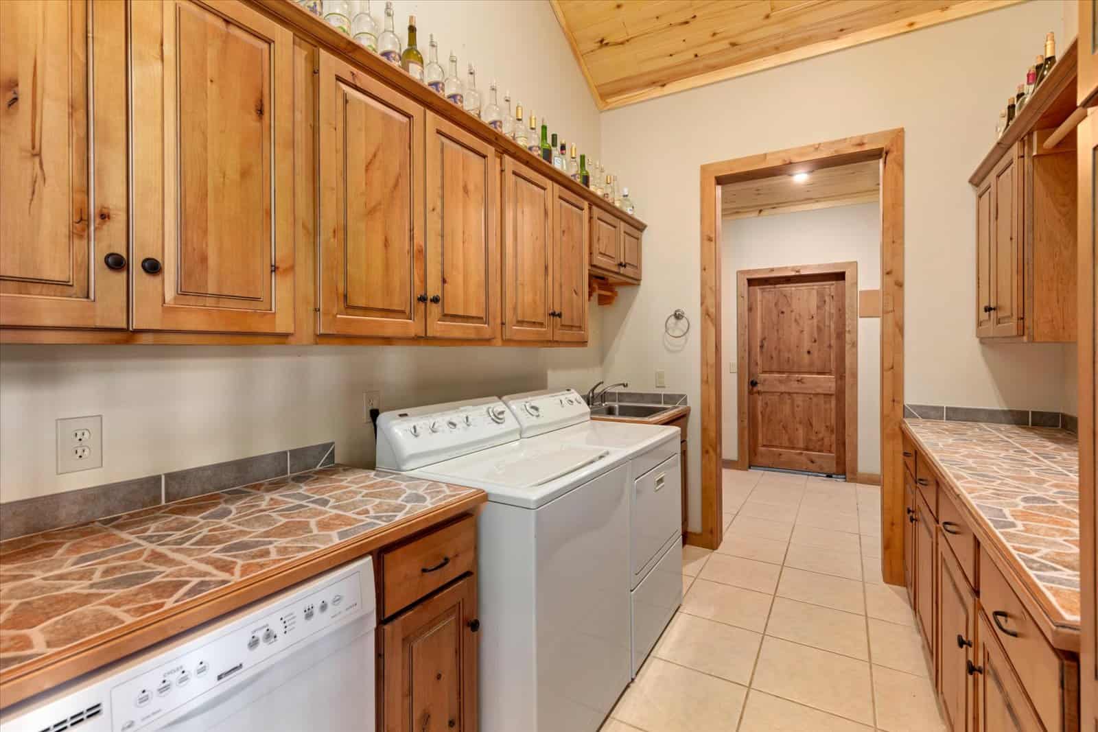 44 ± Acre Luxury Mountain Home for Sale Near Cotopaxi, CO