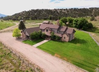 171.72 ± Acre Luxury Ranch & Home for Sale in Salida, Colorado