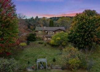 LIVE & ONLINE REAL ESTATE AUCTION – 50.82± Acres with 7-Acre Lake, Home & Outbuildings