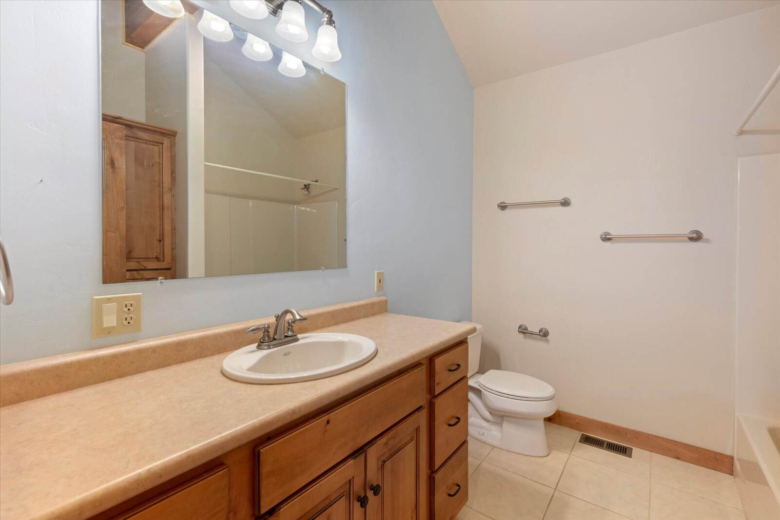 44 ± Acre Luxury Mountain Home for Sale Near Cotopaxi, CO