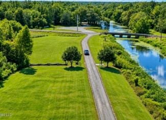 1979± Acre Hunting Plantation in White Castle, LA