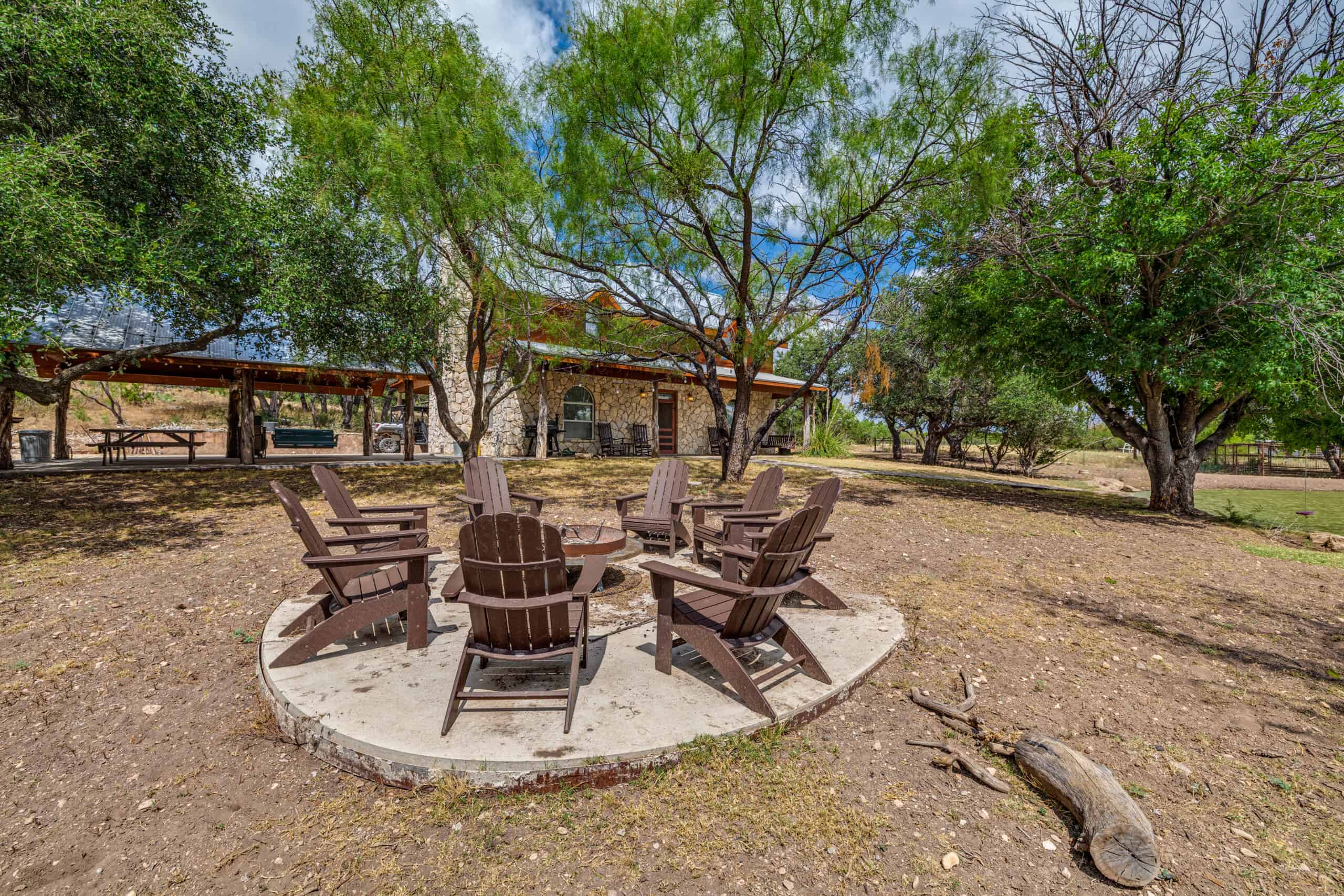 Dunbar Draw Ranch-First-Class Improvements, Exceptional Wildlife