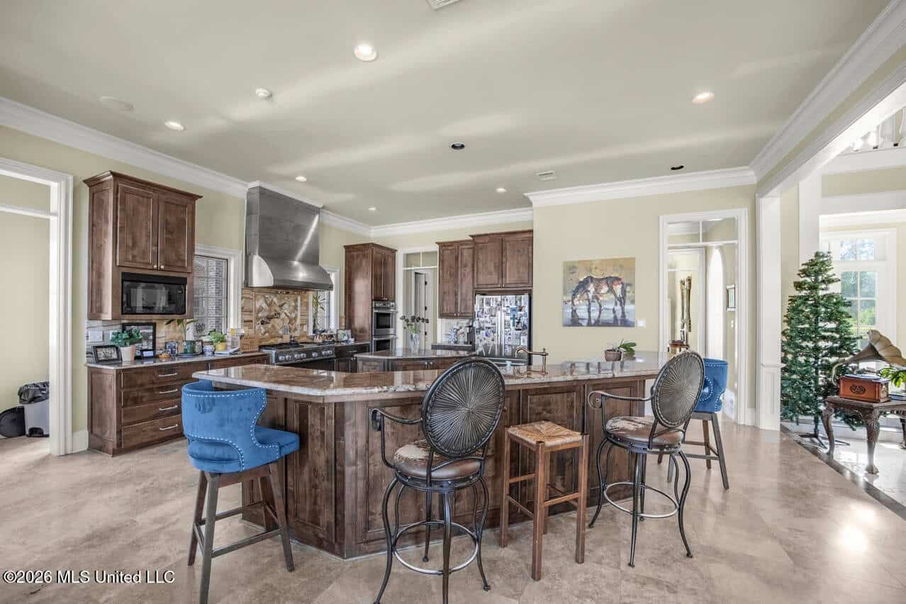 52± Acre Luxury Country Estate in Magnolia, MS