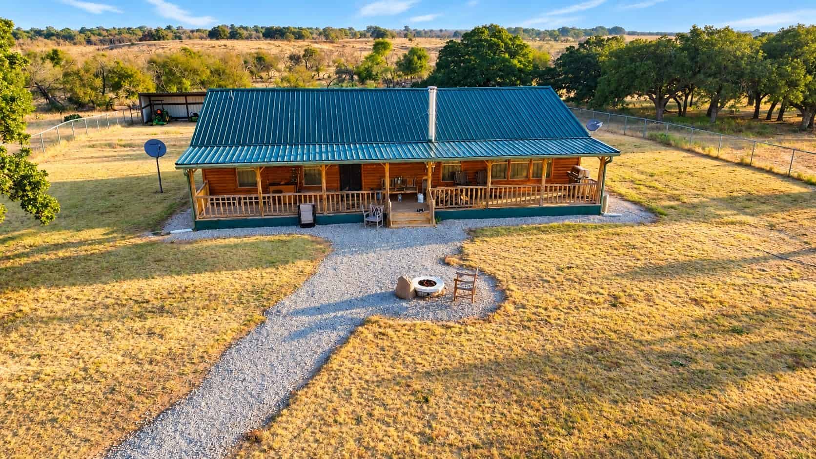 26 ac with Log Home in Jack County TX