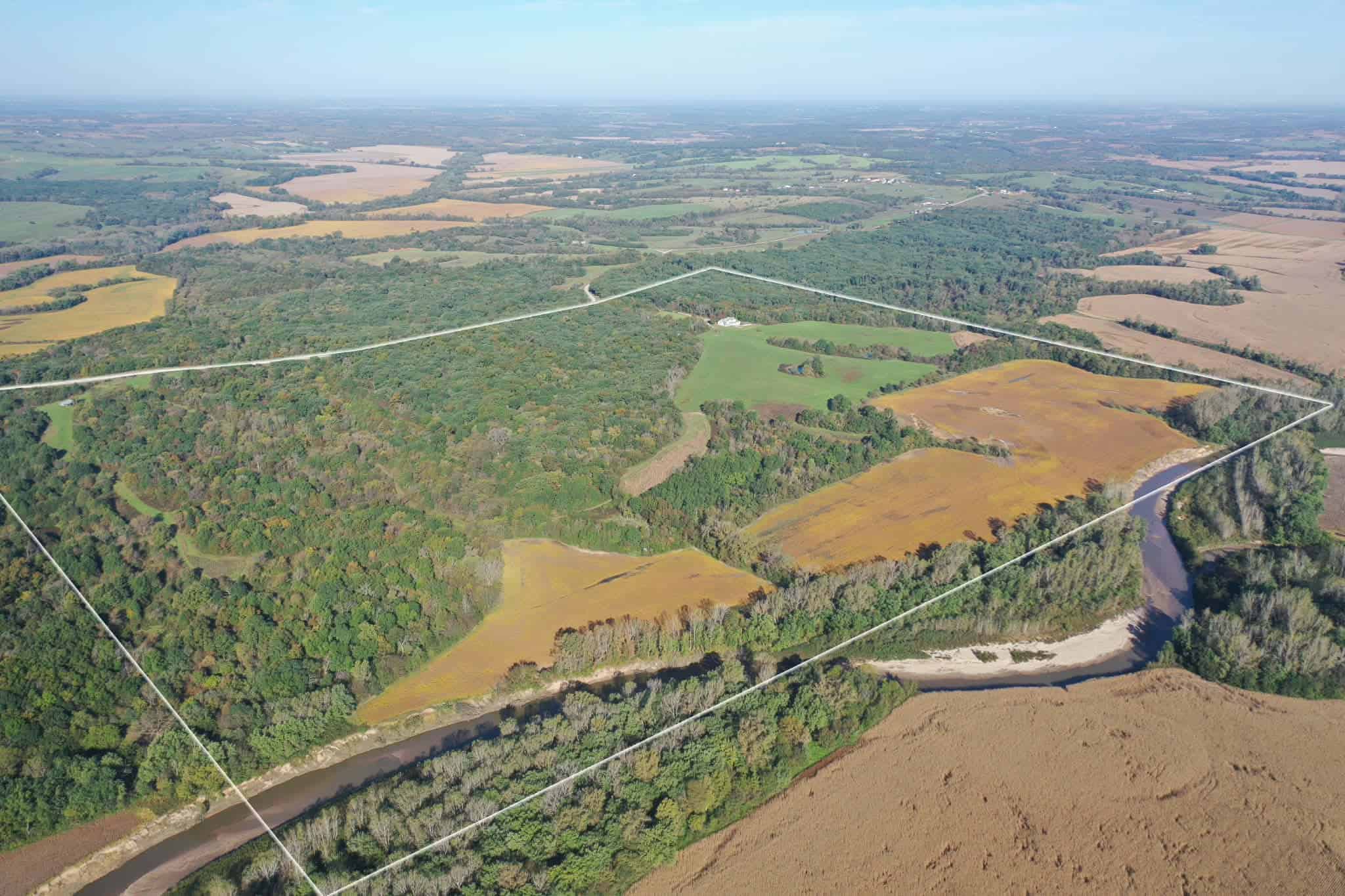 250-Acre Premier Hunting Farm with Weldon River Frontage & 6,152+ Sq Ft Home – Mercer County, MO