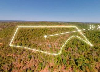 Private Hunting Retreat with Cabin on 39 Acres | Calico Rock, Arkansas