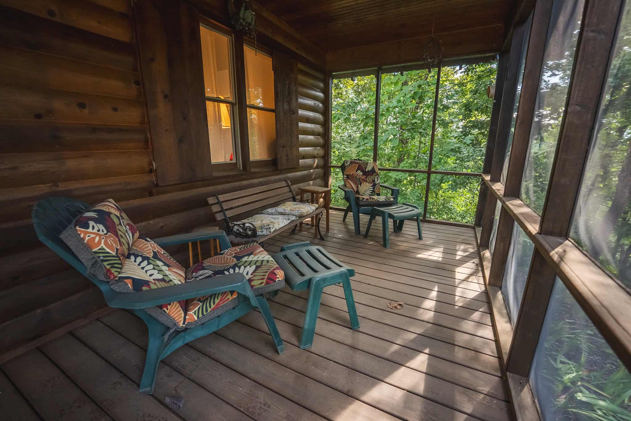 Private Retreat and Cabin for Sale in Scott Co
