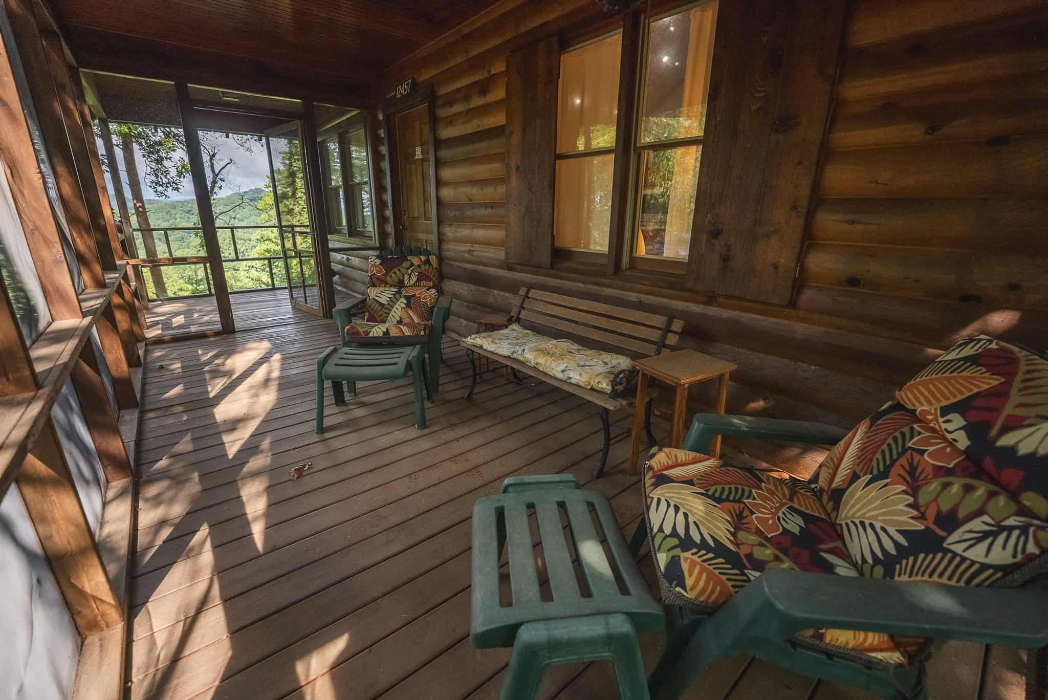 Private Retreat and Cabin for Sale in Scott Co