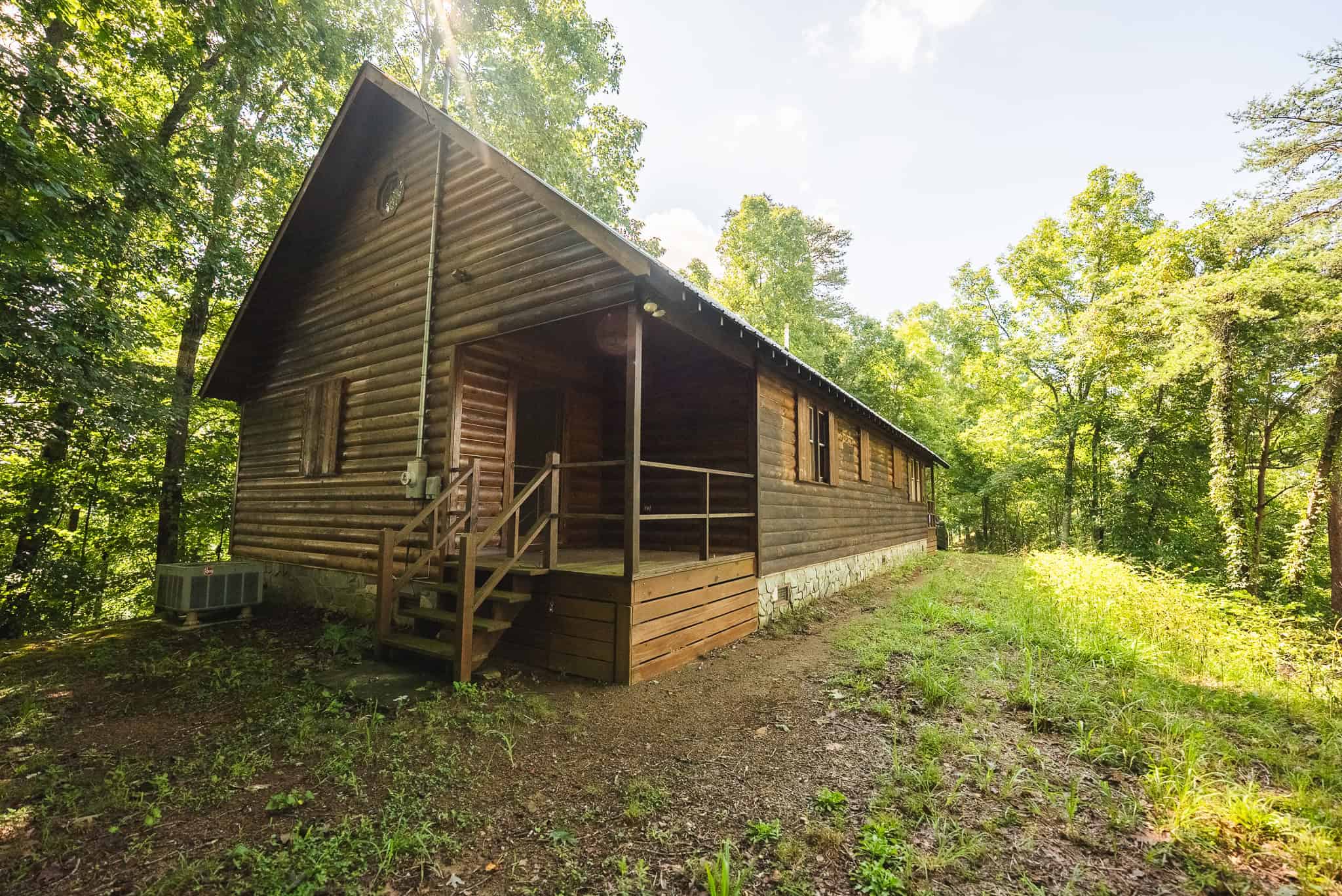 Private Retreat and Cabin for Sale in Scott Co