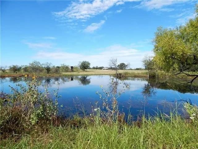26 ac with Log Home in Jack County TX
